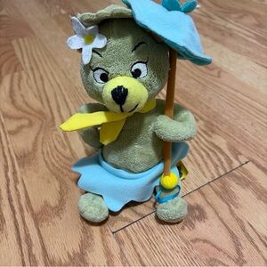 Yogi Bear Cindy Plush with Blue Hat and Umbrella Hannah Barbera